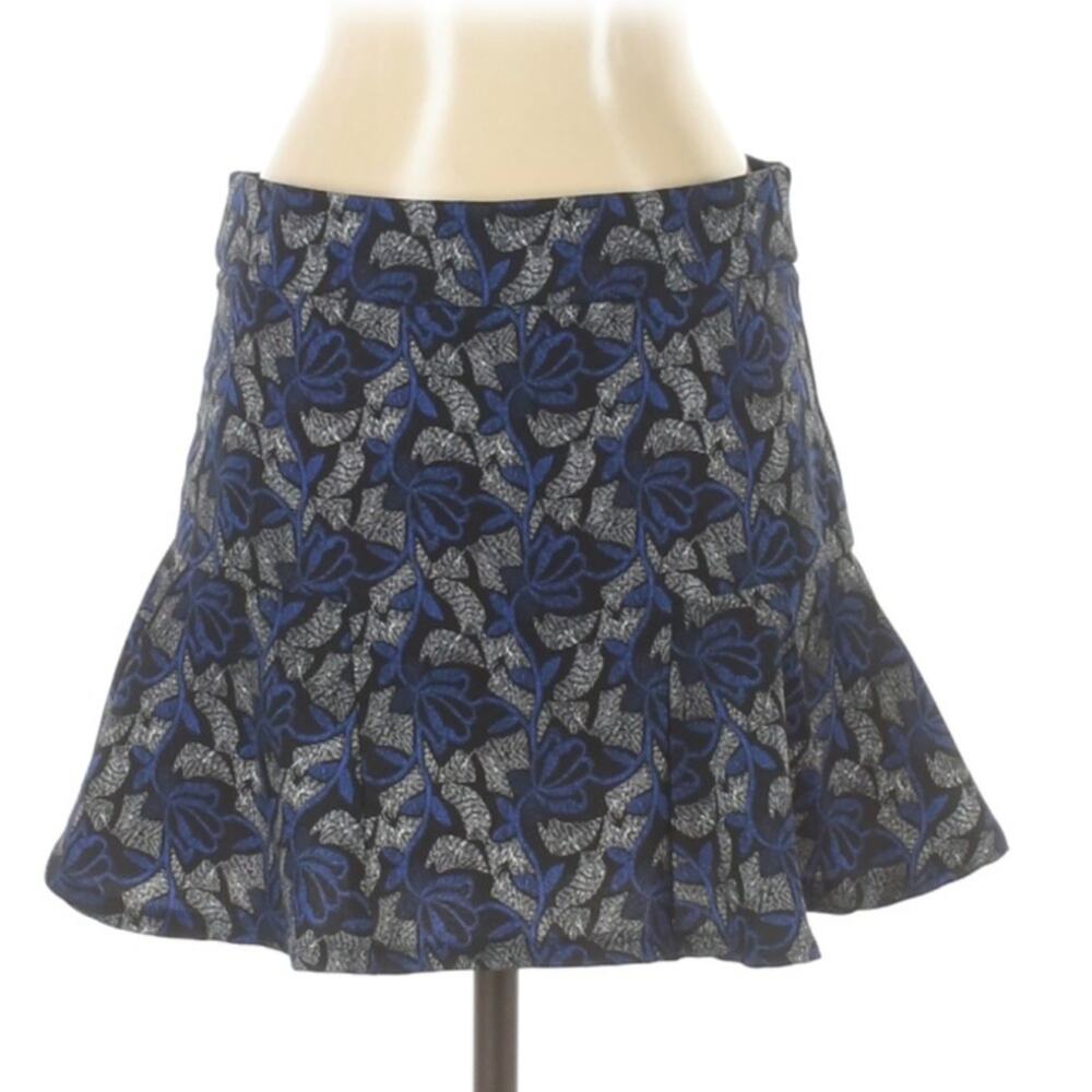 Aqua patterned black, blue, white fit and flare ruffle hem skirt, small